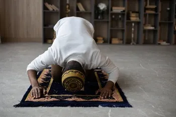 brother praying